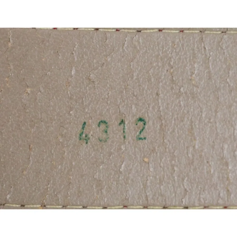 VTG ST. JOHN RED GENUINE LEATHER 1.5